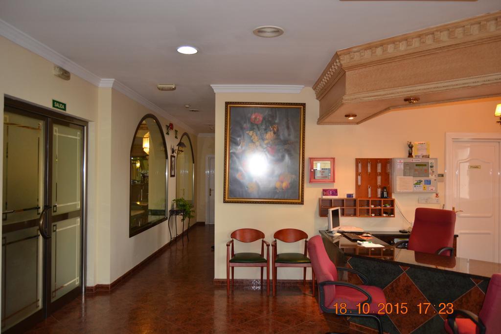 Hotel Poniente Moraleda De Zafayona エクステリア 写真