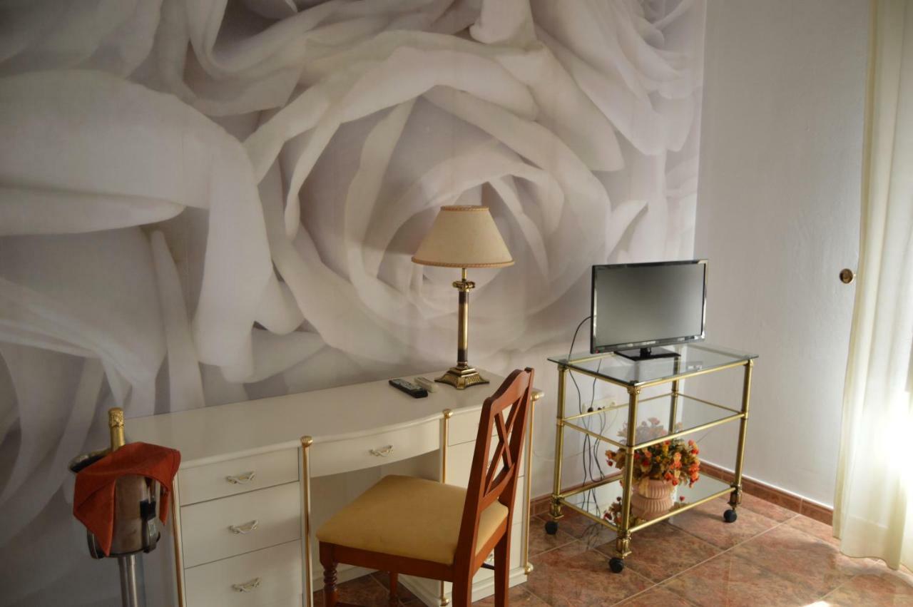 Hotel Poniente Moraleda De Zafayona エクステリア 写真